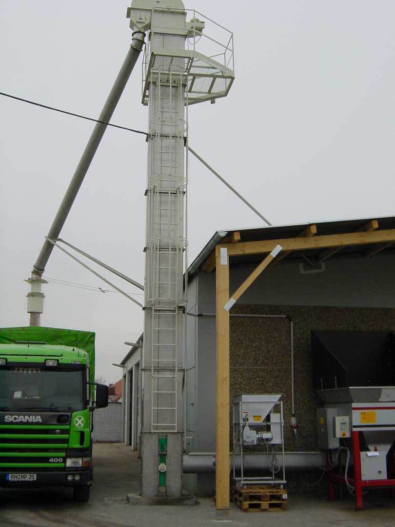 RS Trading GmbH Elevator 02